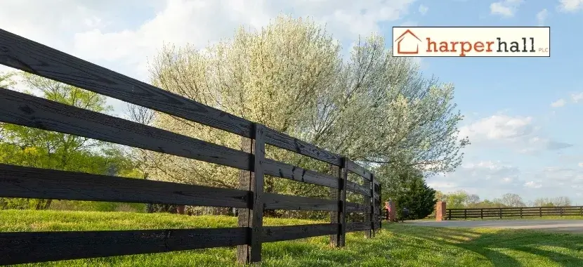What Are Arizona Fence Laws Between Neighbors?